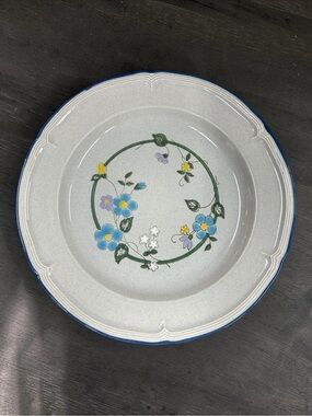 Vintage Finesse Suzanne Stoneware Chop Plate Round Platter 12” Retro Floral EUC